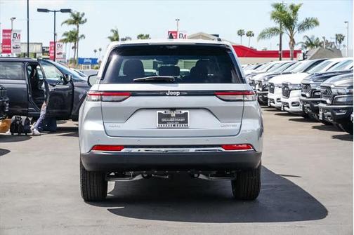 2025 Jeep Grand Cherokee Limited X