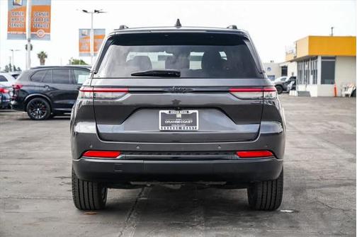 2022 Jeep Grand Cherokee Altitude