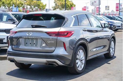 2019 INFINITI QX50 ESSENTIAL