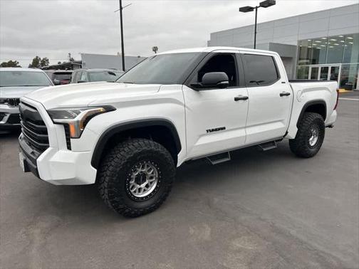 2025 Toyota Tundra SR5