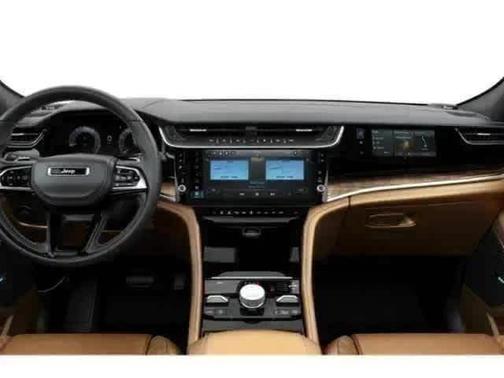 Silver Zynith 2026 Jeep Grand Cherokee Limited