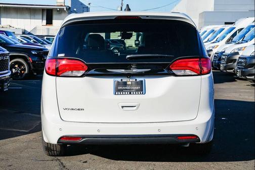 Bright White Clearcoat 2026 Chrysler Voyager LX