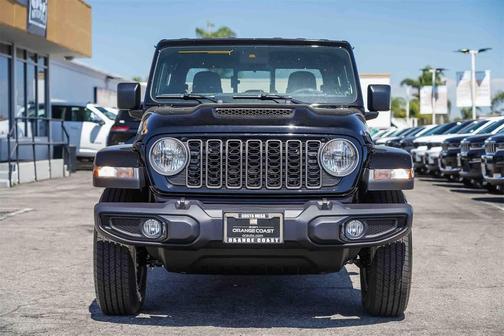 2025 Jeep Gladiator Sport S