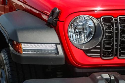 2025 Jeep Wrangler 4xe Sport S