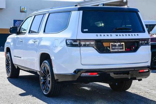 2024 Jeep Grand Wagoneer L Series II 4x4