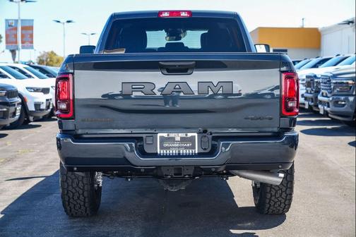 2025 RAM 2500 Big Horn Crew Cab 4x4 6'4' Box