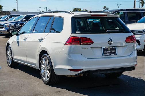 2016 Volkswagen Golf SportWagen TSI Limited Edition