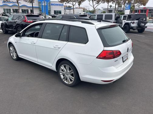 2016 Volkswagen Golf SportWagen TSI Limited Edition