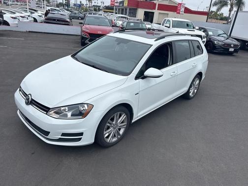 2016 Volkswagen Golf SportWagen TSI Limited Edition