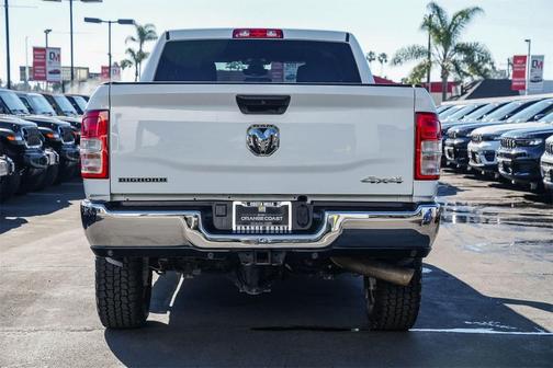 2024 RAM 2500 Big Horn Crew Cab 4x4 6'4' Box