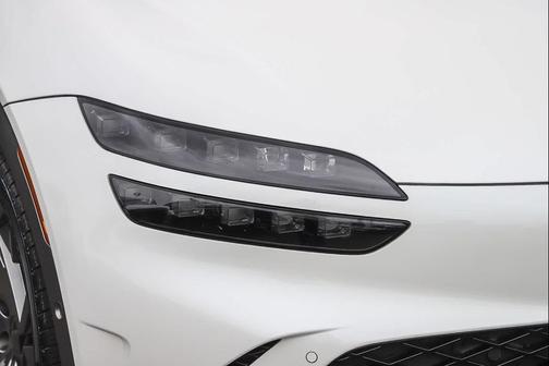 Uyuni White 2023 Genesis GV60 Performance AWD