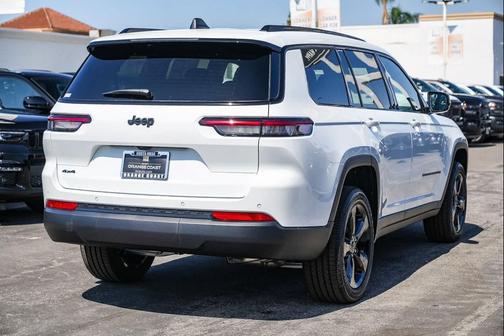 2025 Jeep Grand Cherokee L Altitude