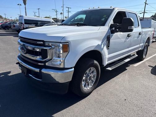 Oxford White 2021 Ford F-250 XLT