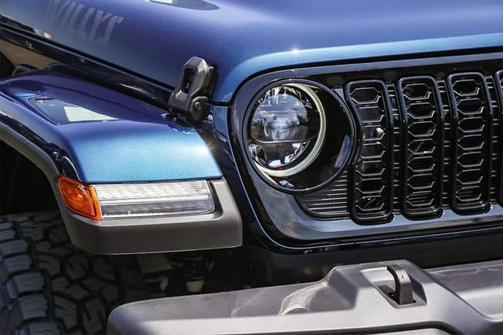 2025 Jeep Gladiator Willys