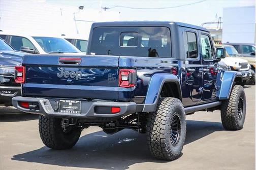 2025 Jeep Gladiator Willys