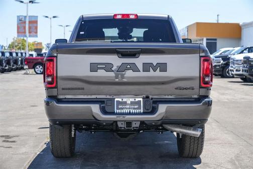 2025 RAM 2500 Big Horn Crew Cab 4x4 6'4' Box
