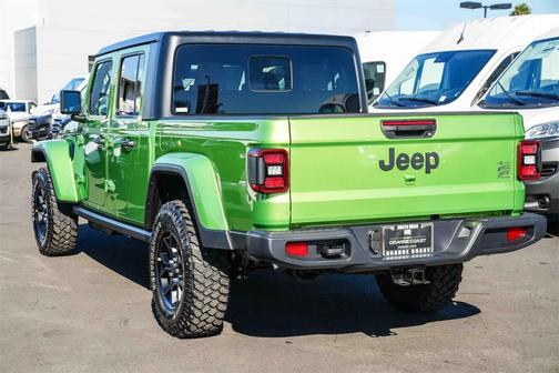 2026 Jeep Gladiator Willys 4x4