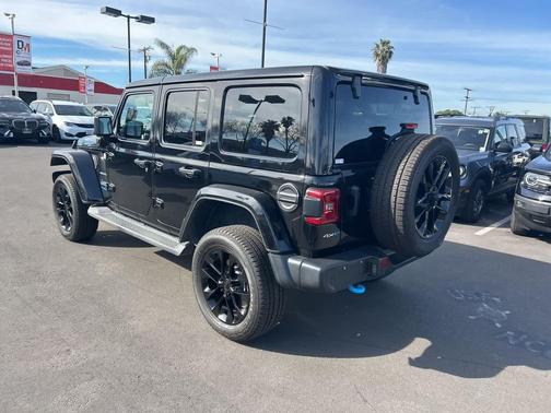2022 Jeep Wrangler Unlimited 4xe Sahara