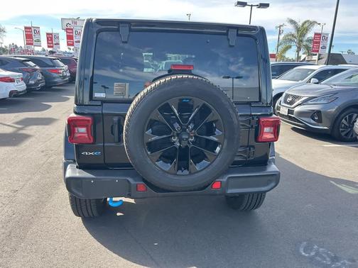 2022 Jeep Wrangler Unlimited 4xe Sahara