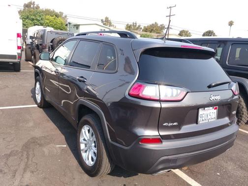 2022 Jeep Cherokee Latitude Lux