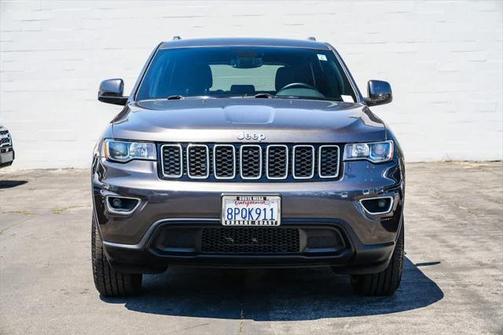 2020 Jeep Grand Cherokee Laredo