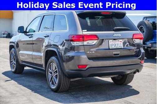 2020 Jeep Grand Cherokee Laredo