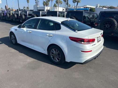 2020 Kia Optima LX