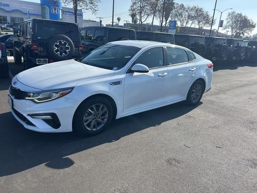 2020 Kia Optima LX