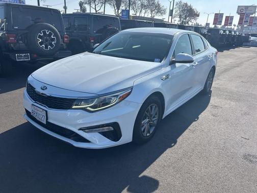 2020 Kia Optima LX