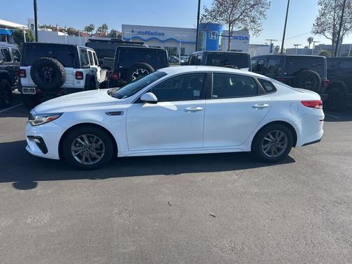 2020 Kia Optima LX