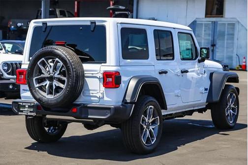 2025 Jeep Wrangler 4xe Sport S