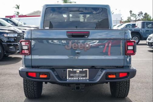 2025 Jeep Gladiator Mojave