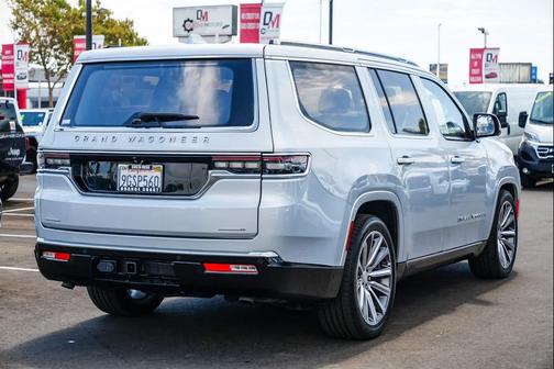 2022 Jeep Grand Wagoneer Series II 4x4