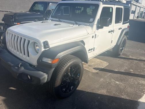 2022 Jeep Wrangler Unlimited Sport