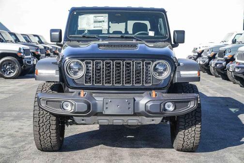 2026 Jeep Gladiator Mojave 4x4