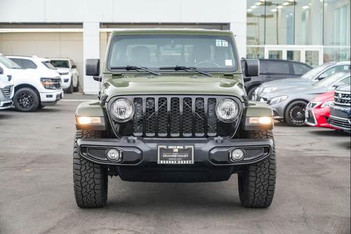 2021 Jeep Gladiator Willys 4x4