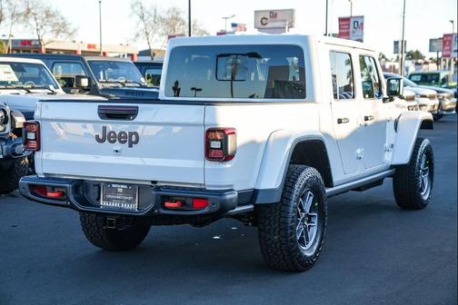 2026 Jeep Gladiator Mojave X 4x4