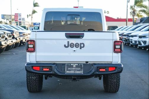 2026 Jeep Gladiator Mojave X 4x4