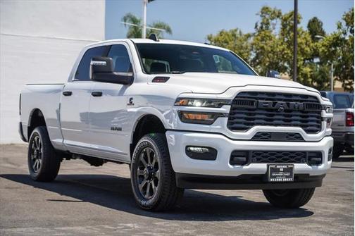 2025 RAM 2500 Big Horn Crew Cab 4x4 6'4' Box
