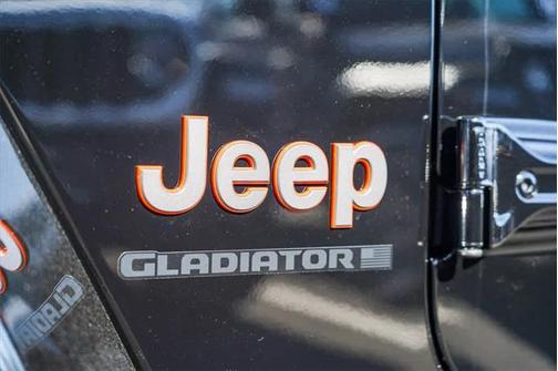2025 Jeep Gladiator Mojave X