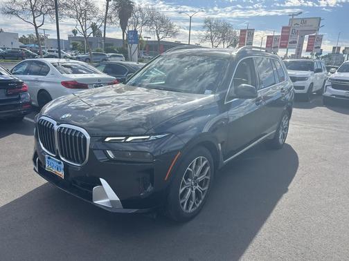 2023 BMW X7 xDrive40i