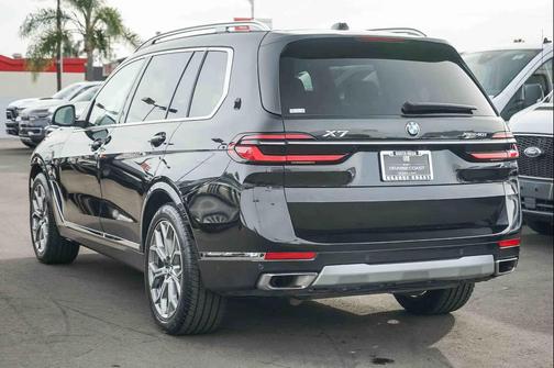 2023 BMW X7 xDrive40i
