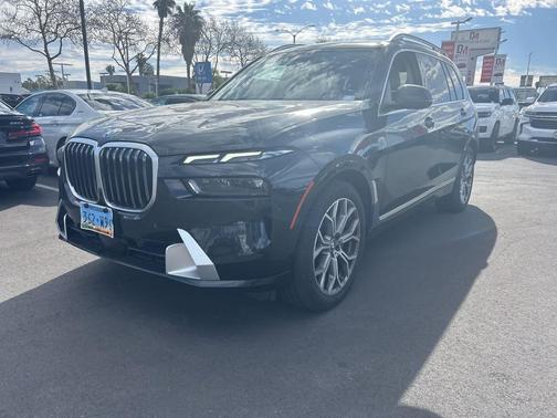2023 BMW X7 xDrive40i