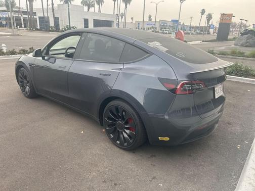 2022 Tesla Model Y Performance Dual Motor All-Wheel Drive