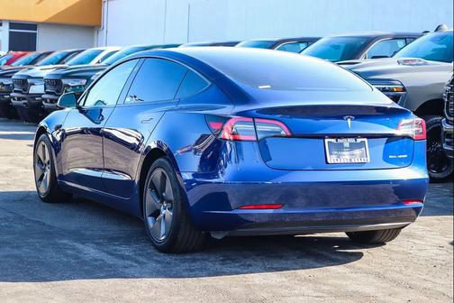 Deep Blue Metallic 2021 Tesla Model 3 Long Range