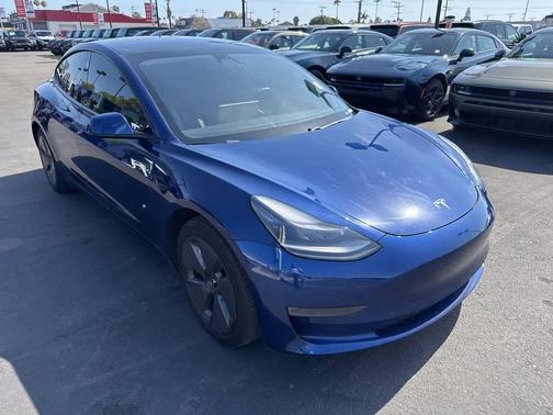 Deep Blue Metallic 2021 Tesla Model 3 Long Range
