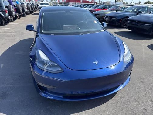 Deep Blue Metallic 2021 Tesla Model 3 Long Range