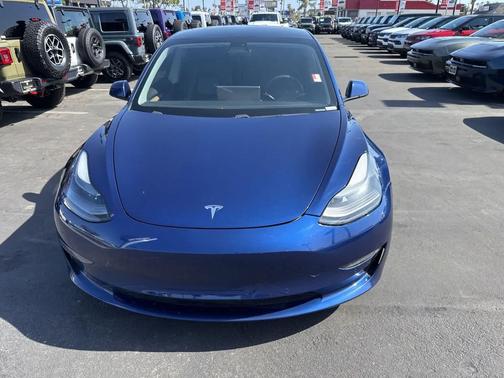 Deep Blue Metallic 2021 Tesla Model 3 Long Range