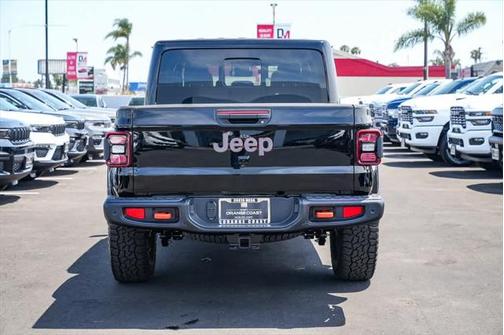 2025 Jeep Gladiator Mojave X