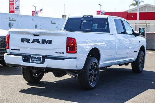 2025 RAM 3500 Laramie Crew Cab 4x4 8' Box
